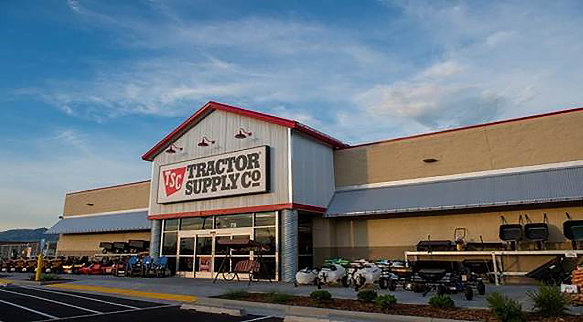 Tractor Supply unveils major remodel of Greenville store – Greenville Daily News