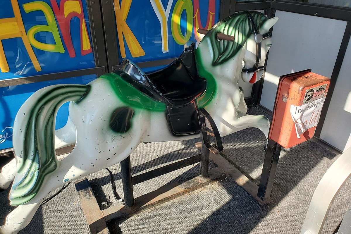 Big Value Outlet's Coin-Operated Horse Goes Up for Sale – Fun 107