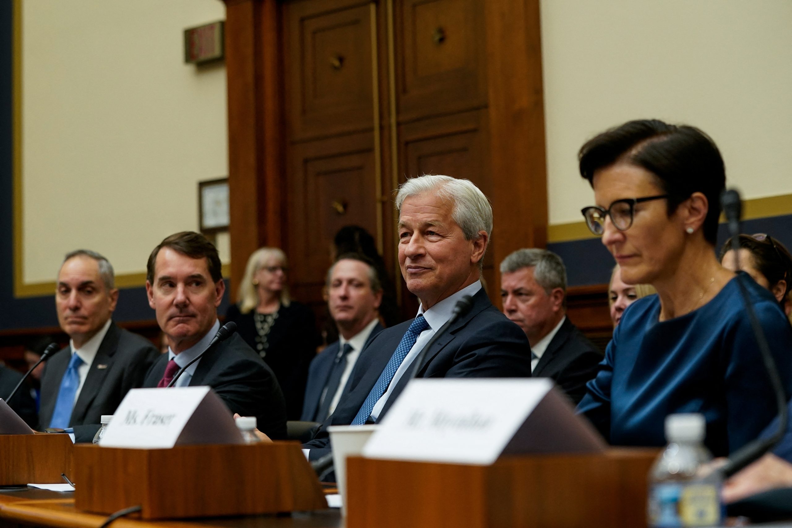 Republicans Grill Top Bankers Over China Ties – Washington Free Beacon