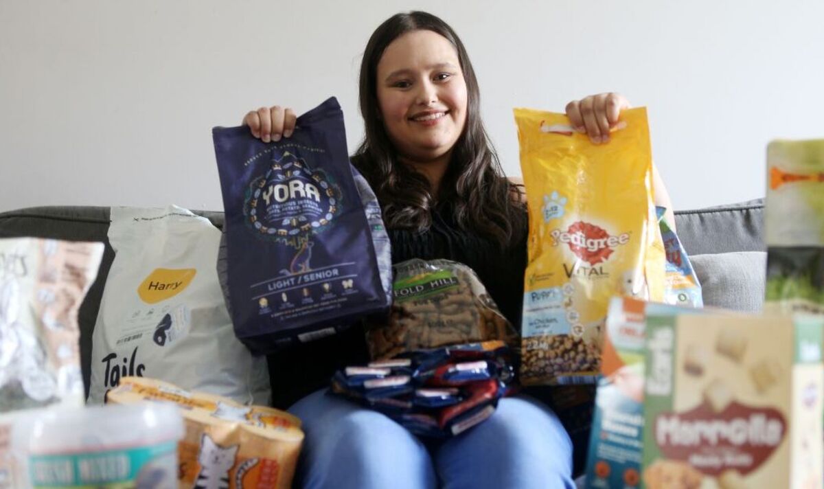 Woman creates pet food bank to help 200 owners as cost of living spirals – Express