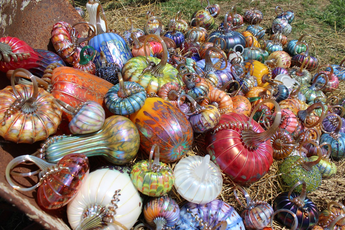 Pick Your Own Hand-Blown Glass Pumpkin from This Artistic Pumpkin Patch in Hocking Hills – Cincinnati CityBeat