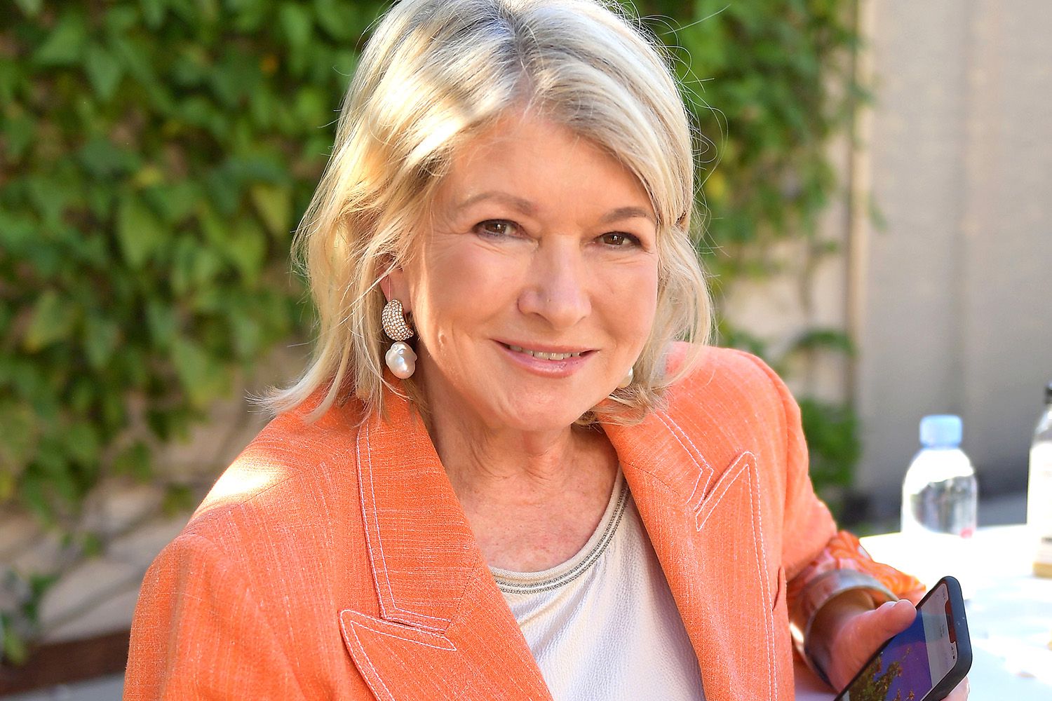 Martha Stewart Makes Her Own 'Healthy' Dog Food at Home Which Her Pampered Pooches 'Adore' – PEOPLE