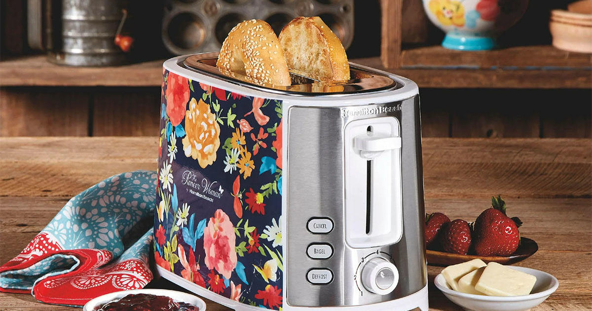 Today's Walmart kitchen deal: People are going nuts over this gorgeous $20 The Pioneer Woman toaster – CBS News