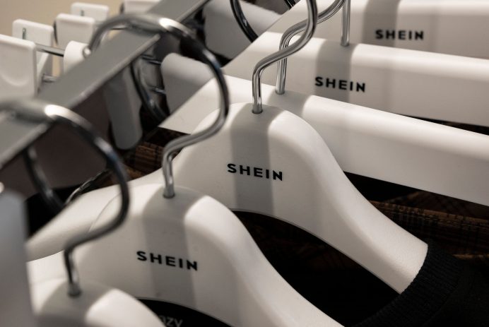 Shein slammed for how it advertises plus-size tights: ‘So disrespectful’ – Yahoo News