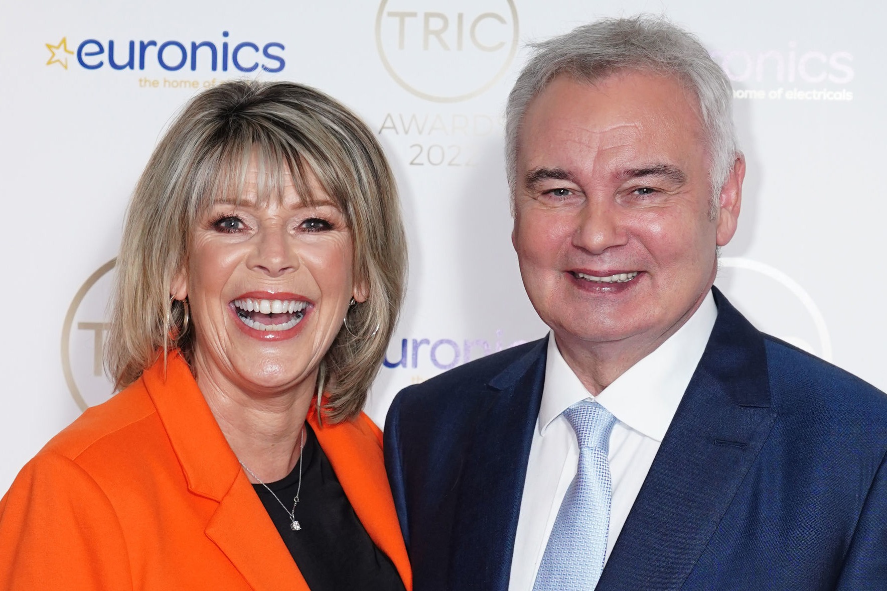 Ruth Langsford sparks fears about Eammon Holmes after Christmas post… – The US Sun