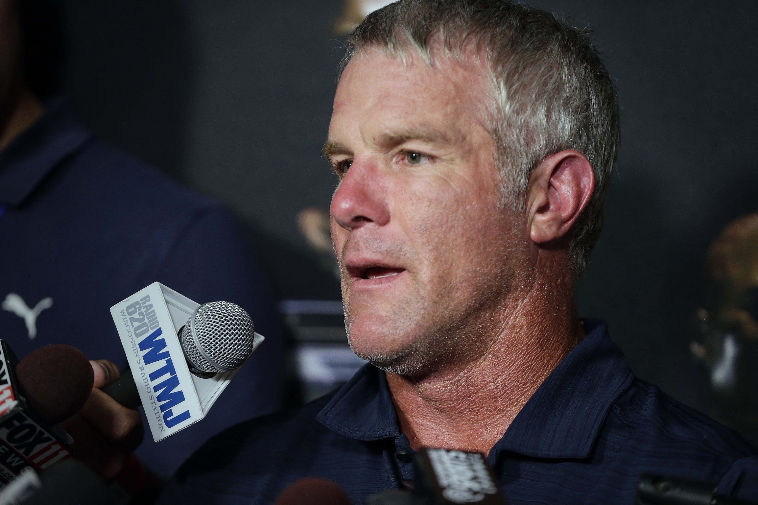 Brett Favre Was Included in Talks About Dog Testing for Concussion … – Front Office Sports