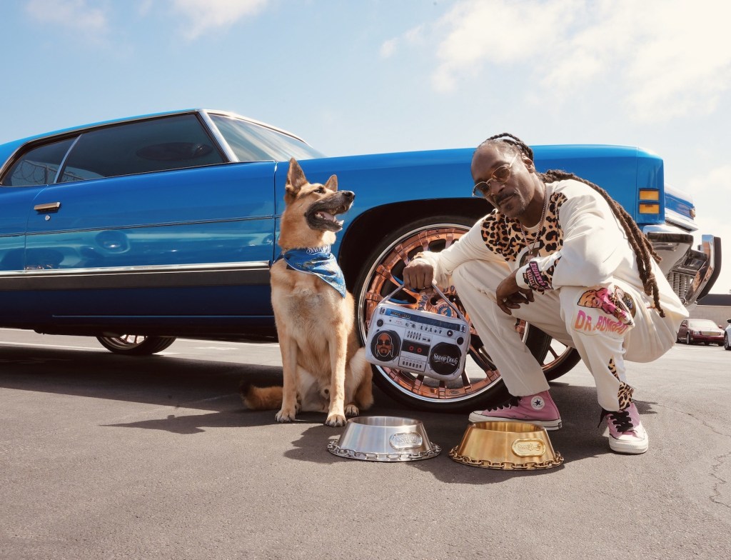 Snoop Dogg Just Dropped a Brand-New Line of Fashion For Your … – Sourcing Journal